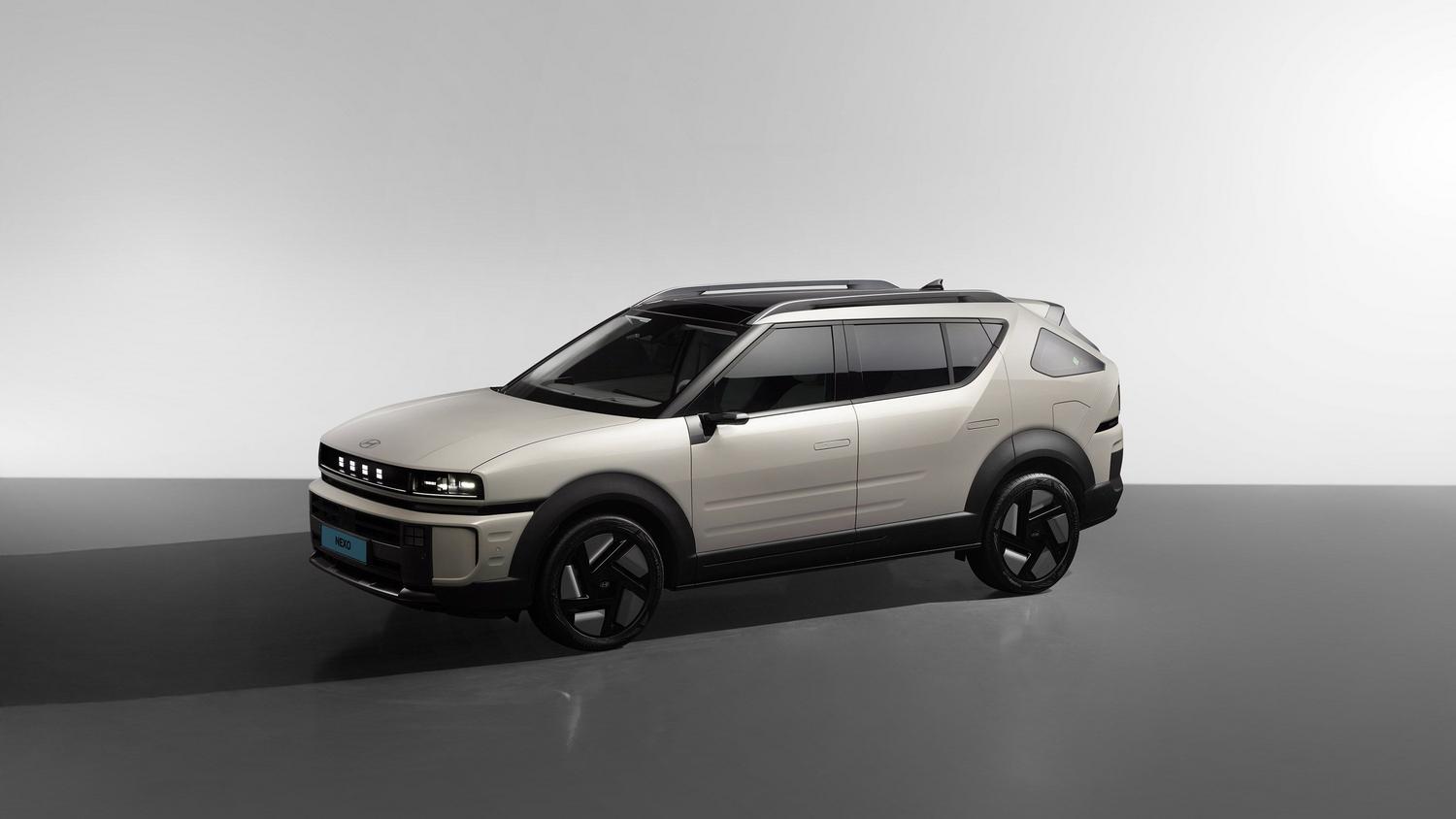 Hyundai Nexo FCEV en un entorno de estudio moderno con iluminación elegante.