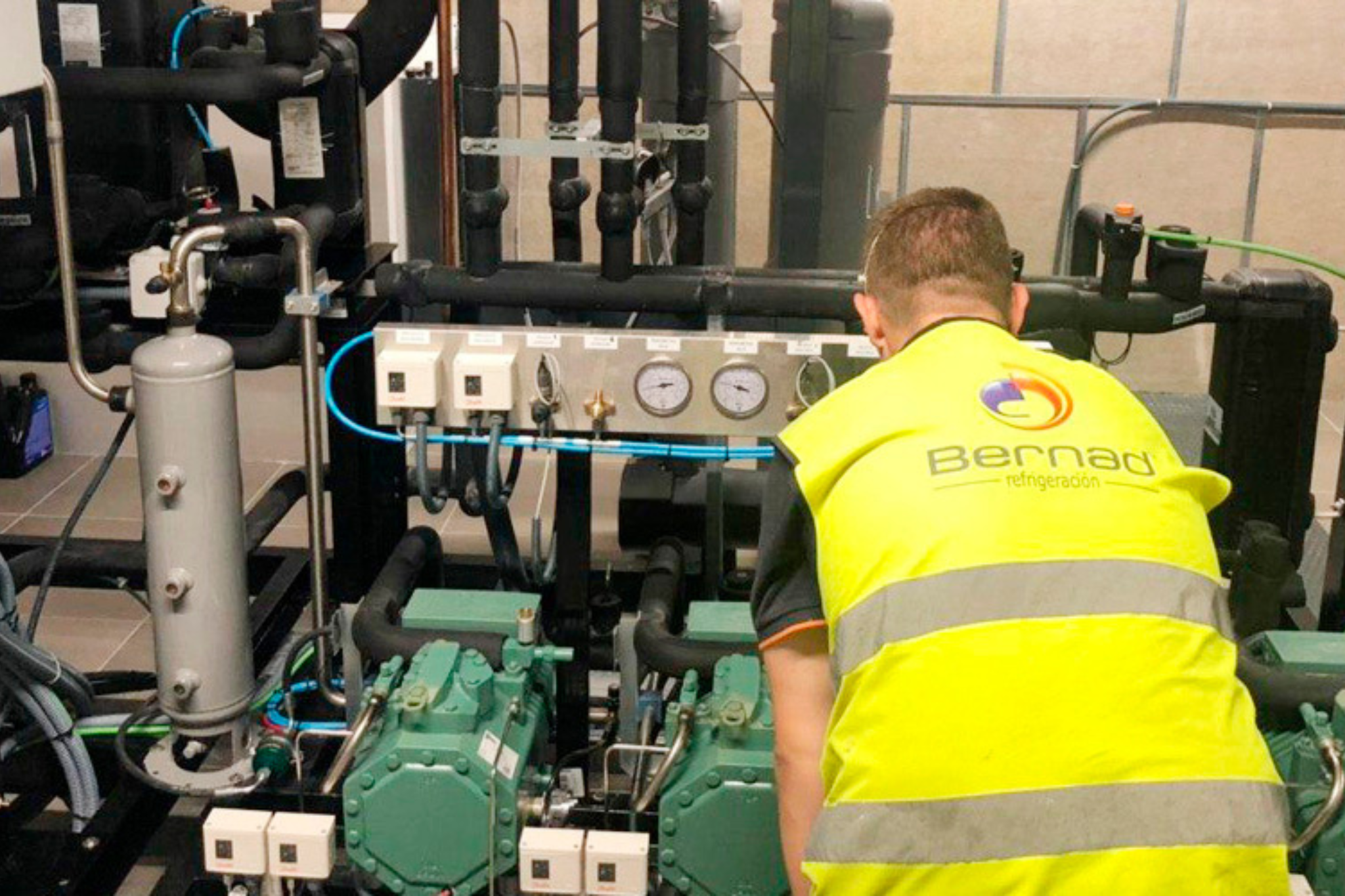 Mantenimiento previo en sistemas de refrigeración industrial