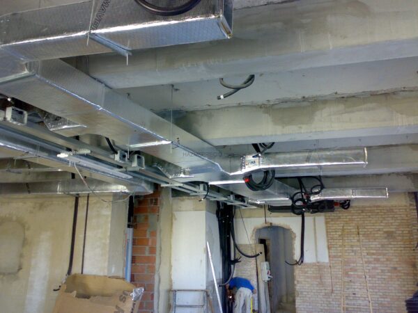 tipos de conductos para aire acondicionado